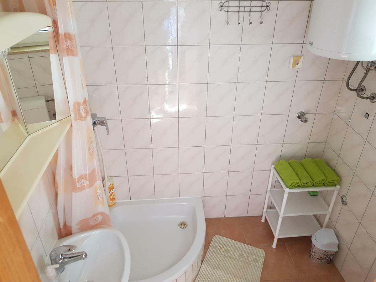Apartment Nera Ledenice Екстериор снимка