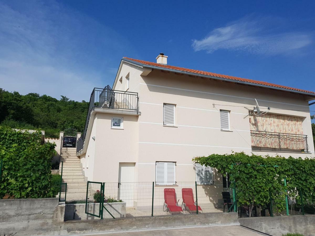 Apartment Nera Ledenice Екстериор снимка